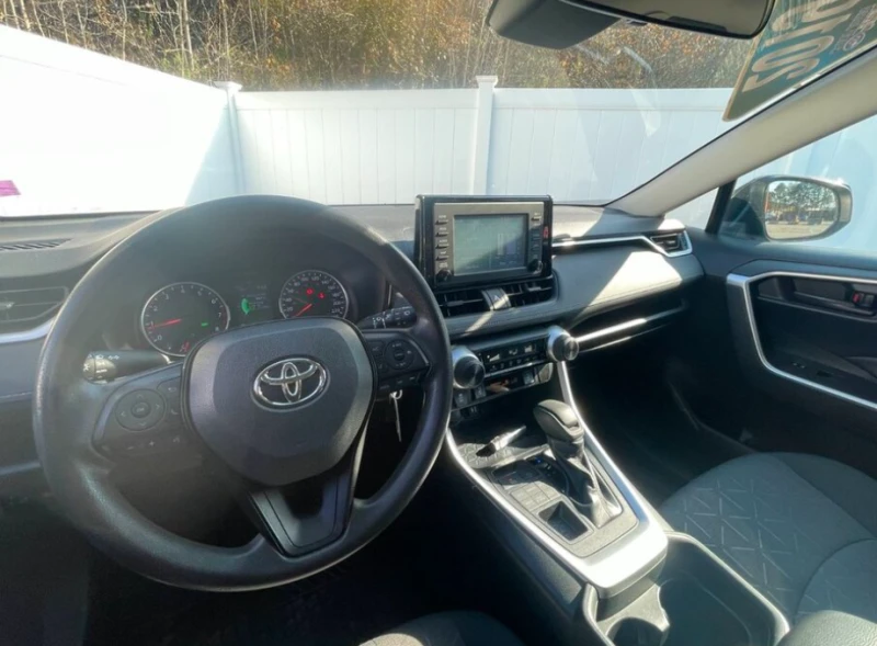 Toyota Rav4 Автокредит* , снимка 9 - Автомобили и джипове - 52749483