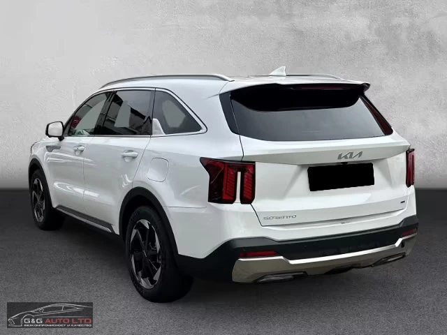 Kia Sorento PLATINUM/193HP/7S/4WD/HUD/PANO/360/MEMO/LED/575g - изображение 4