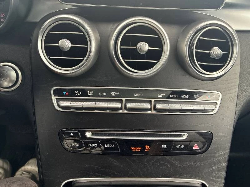 Mercedes-Benz GLC 300 * 4MATIC * CARFAX * ОПЦИЯ ЗА ФИНАНСИРАНЕ , снимка 8 - Автомобили и джипове - 55435706