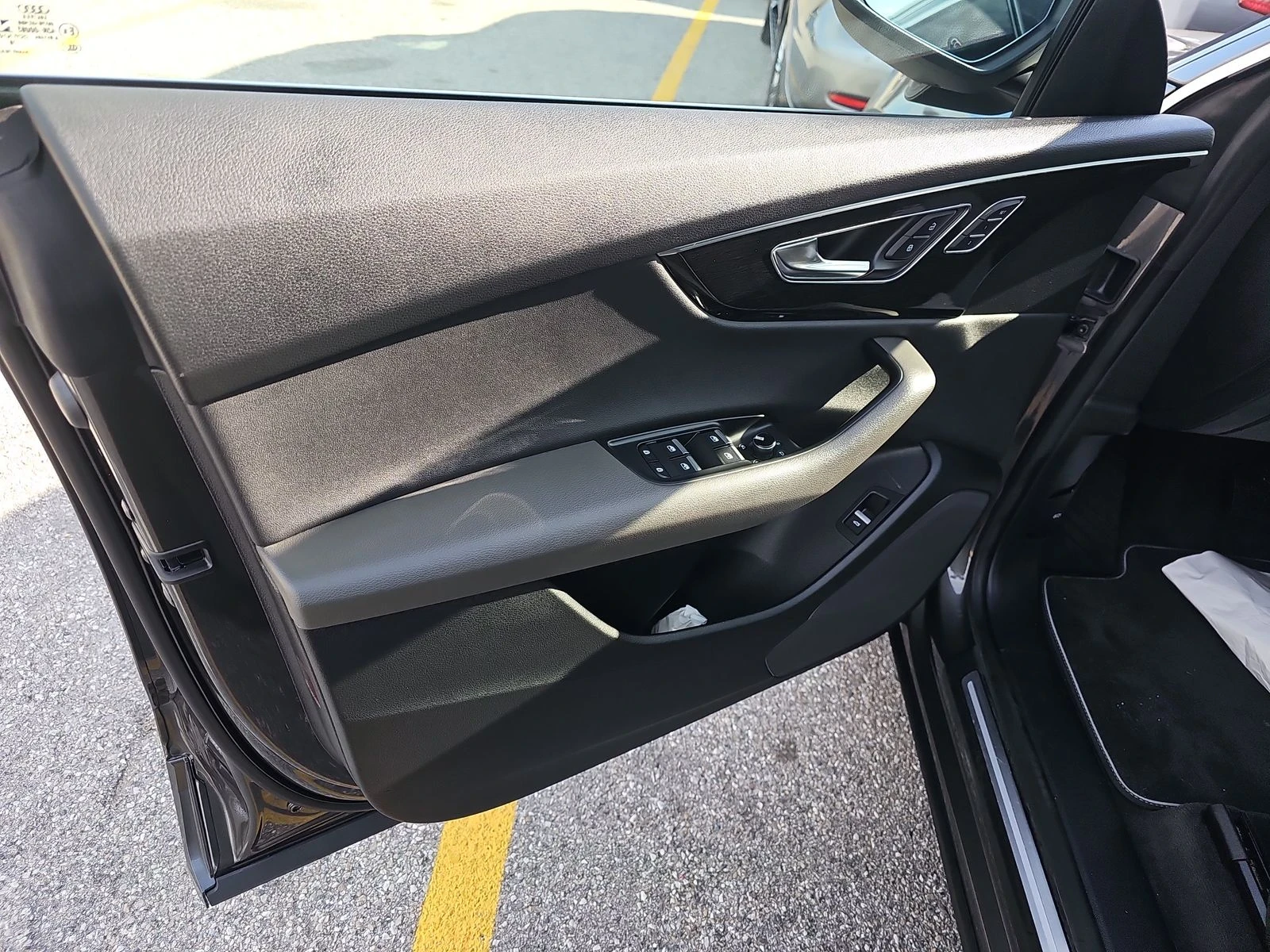 Audi Q8 Matrix* Подгрев* Камера* Carplay* 8ZF* 3.0T - изображение 10