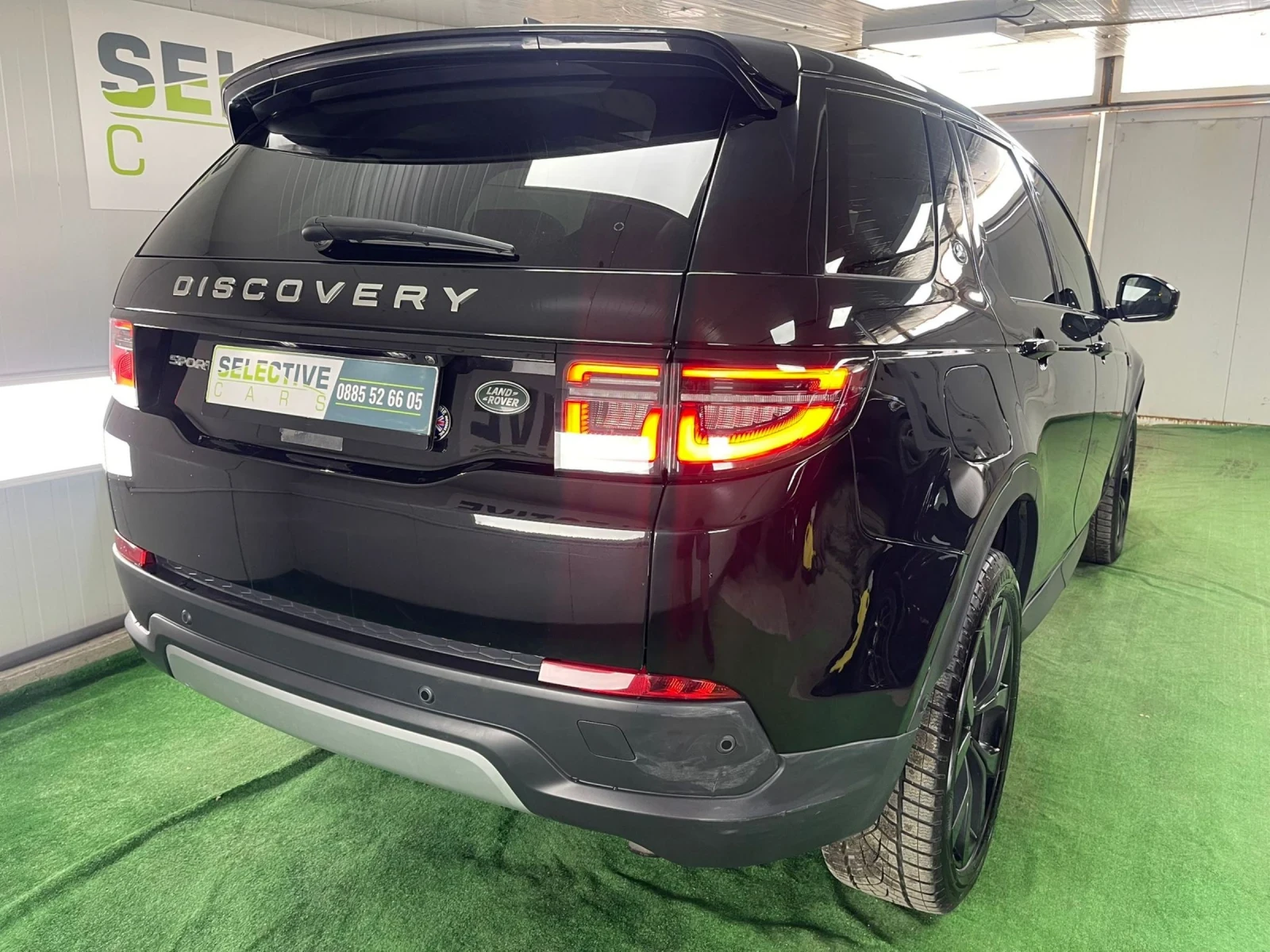 Land Rover Discovery Sport SE 4WD * 15000 km* 360 камери - изображение 8