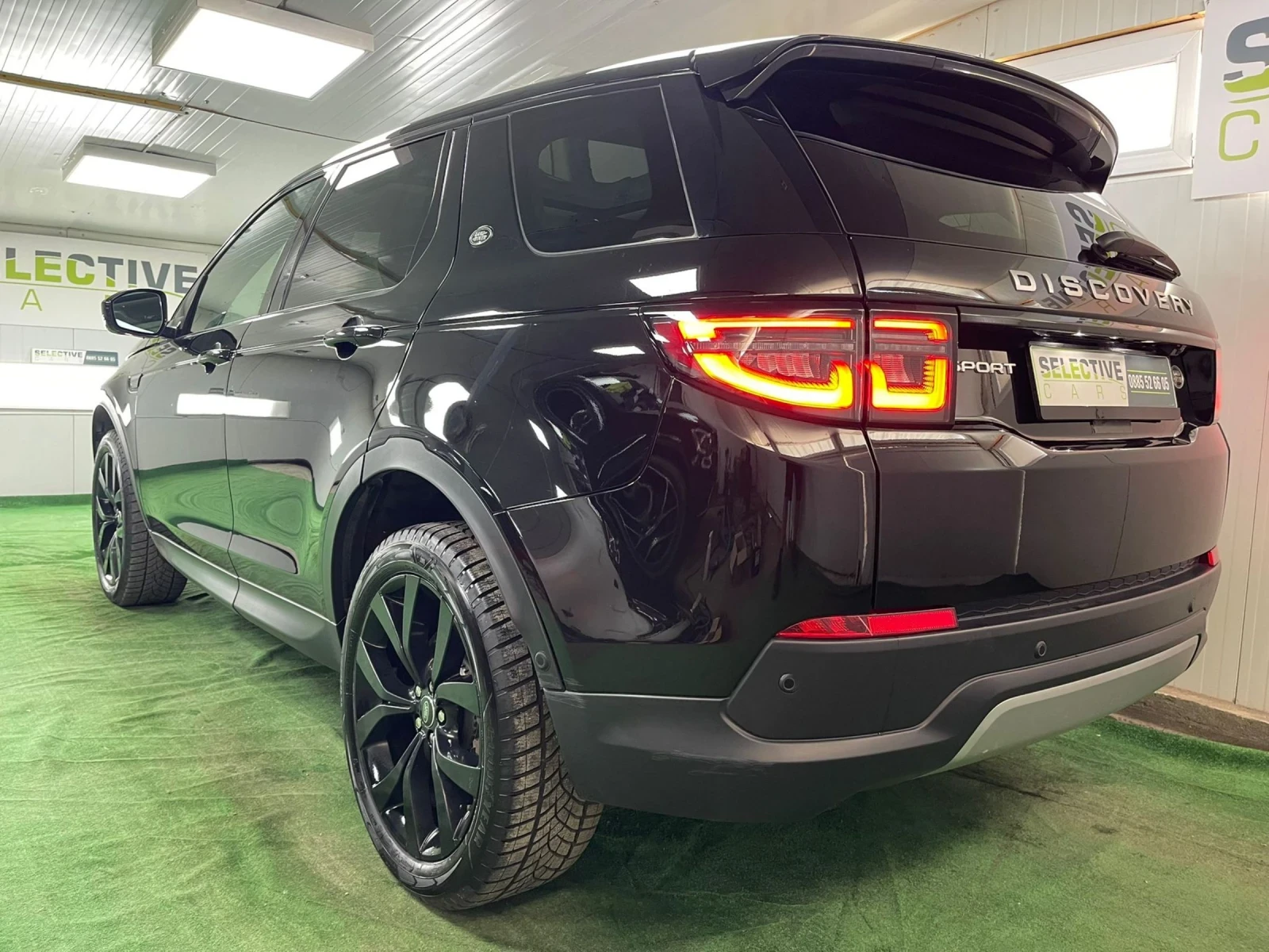 Land Rover Discovery Sport SE 4WD * 15000 km* 360 камери - изображение 5