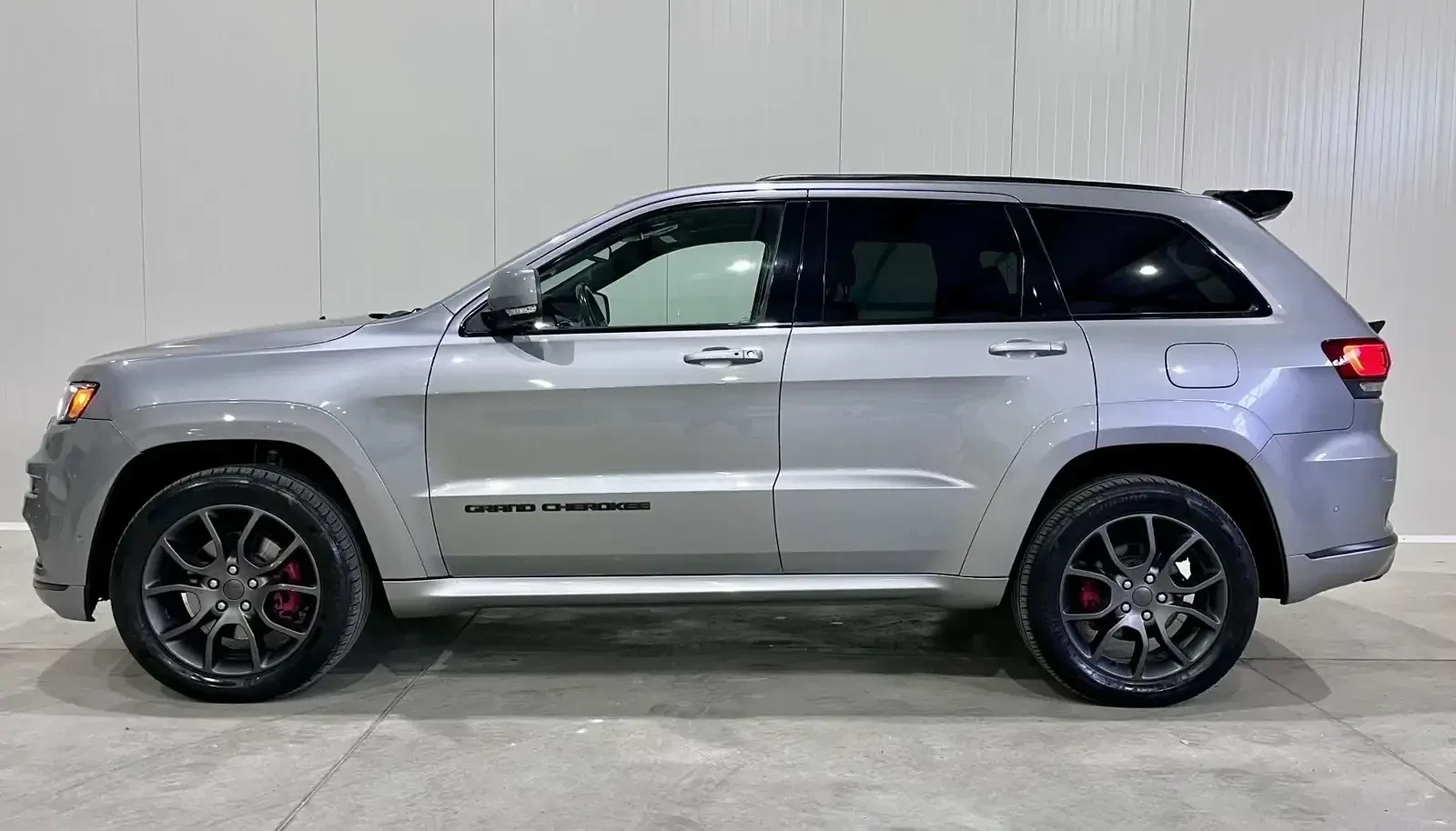 Jeep Grand cherokee OVERLAND 5.7 HEMI 4x4 HIGH ALTITUDE, БЕНЗИН - изображение 2