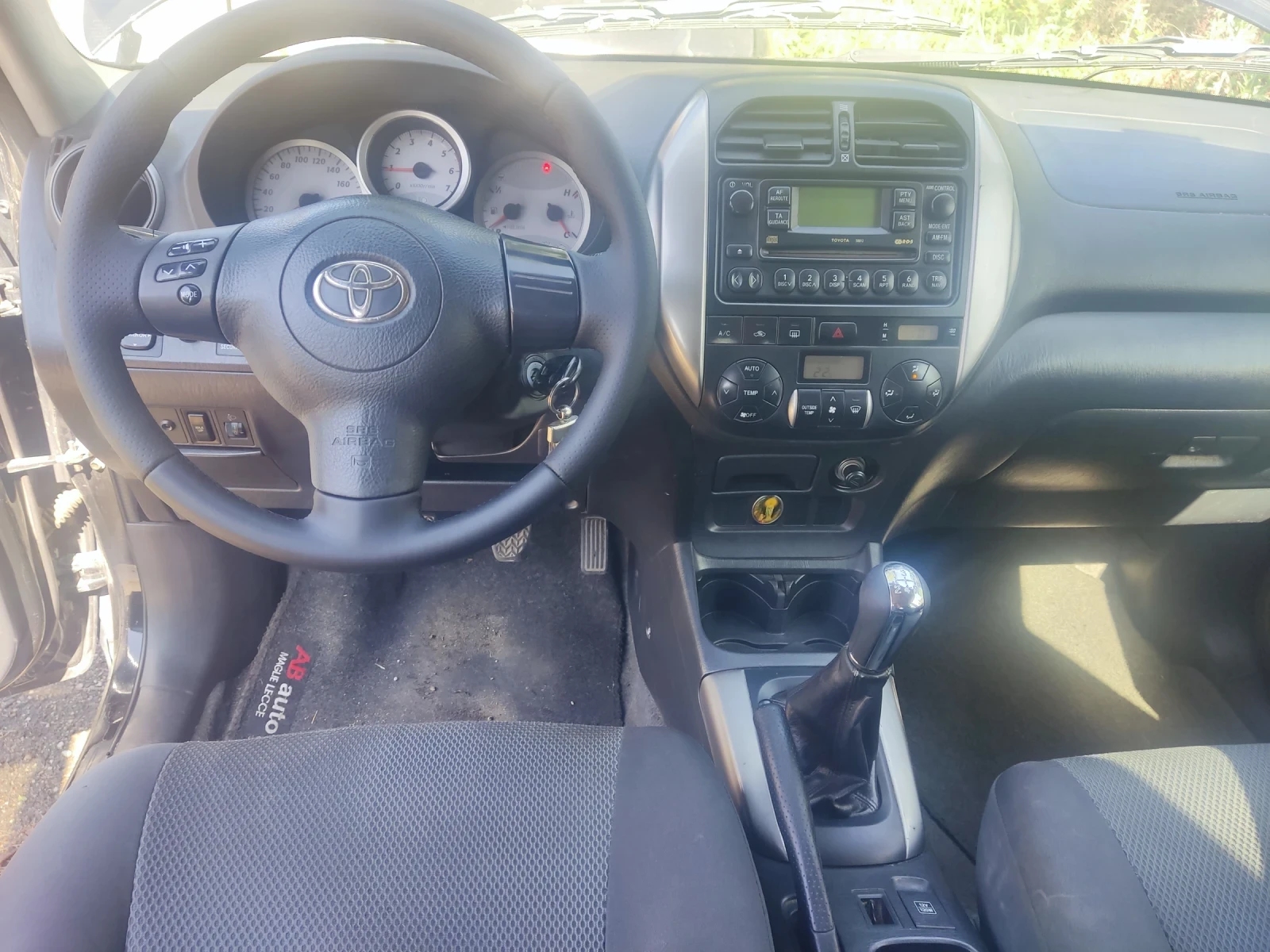 Toyota Rav4  - изображение 10