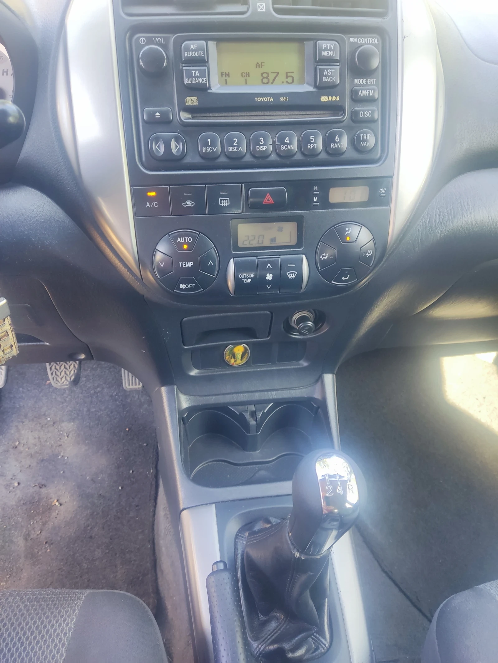 Toyota Rav4  - изображение 8
