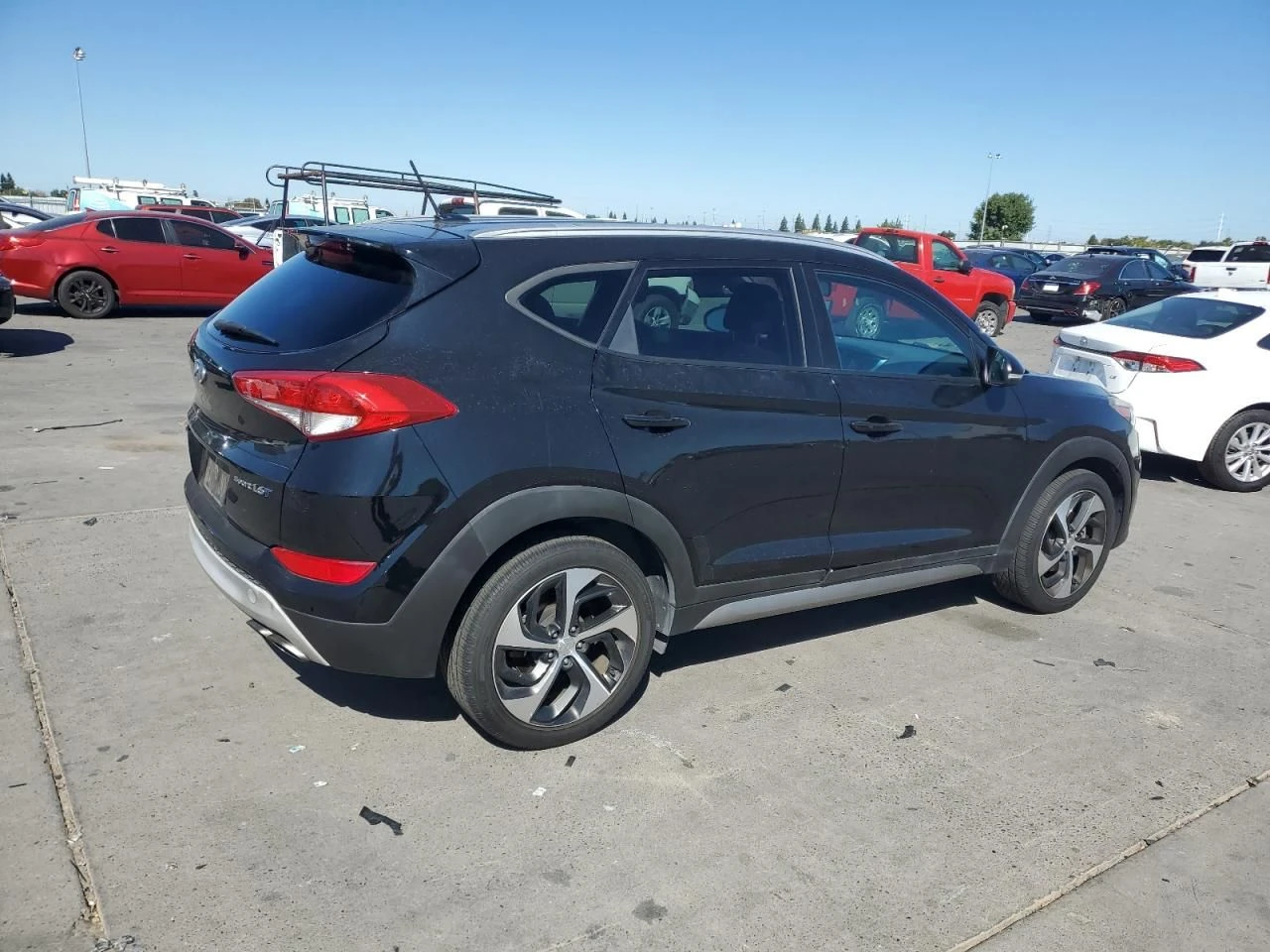 Hyundai Tucson  - изображение 3