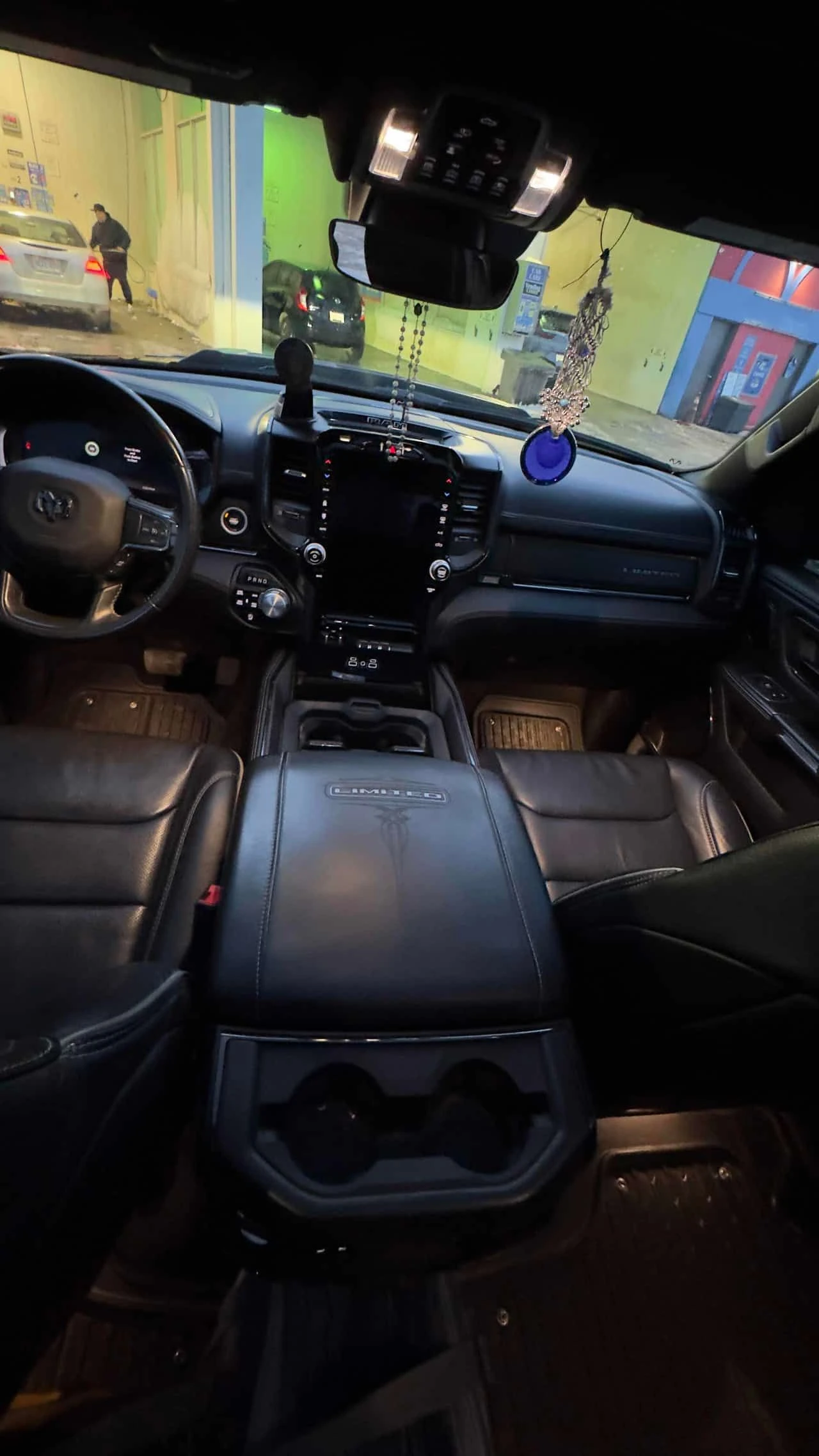 Dodge RAM 1500  Limited/DIS/360/���������/HARMON KARDON | Mobile.bg � ����������� 9