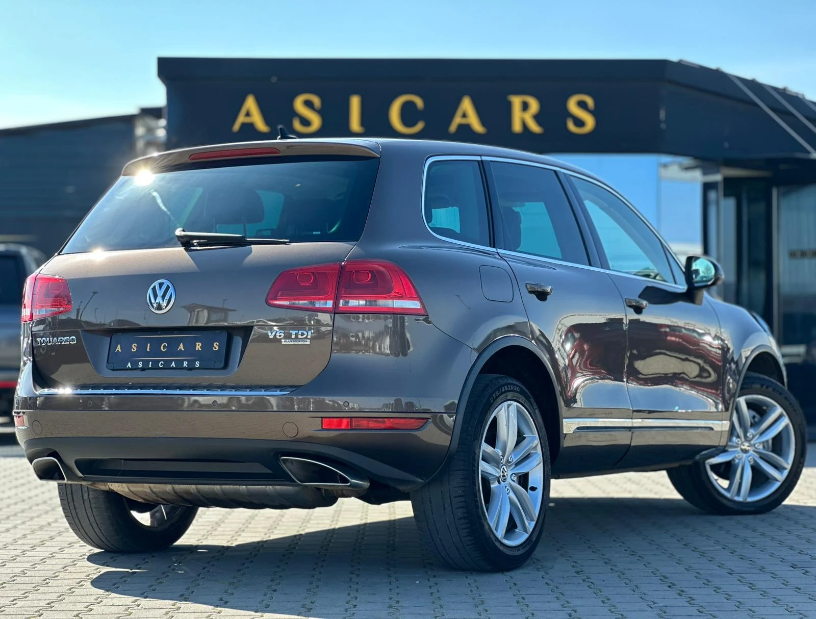 VW Touareg / 3.0D / 245 HP / СМЕНЕНИ ВЕРИГИ  / ОБСЛУЖЕН / - изображение 5