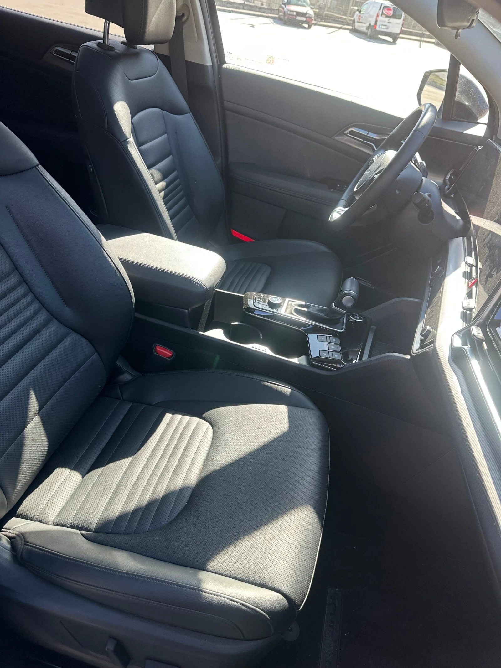 Kia Sportage, снимка 9 - Автомобили и джипове - 53844116