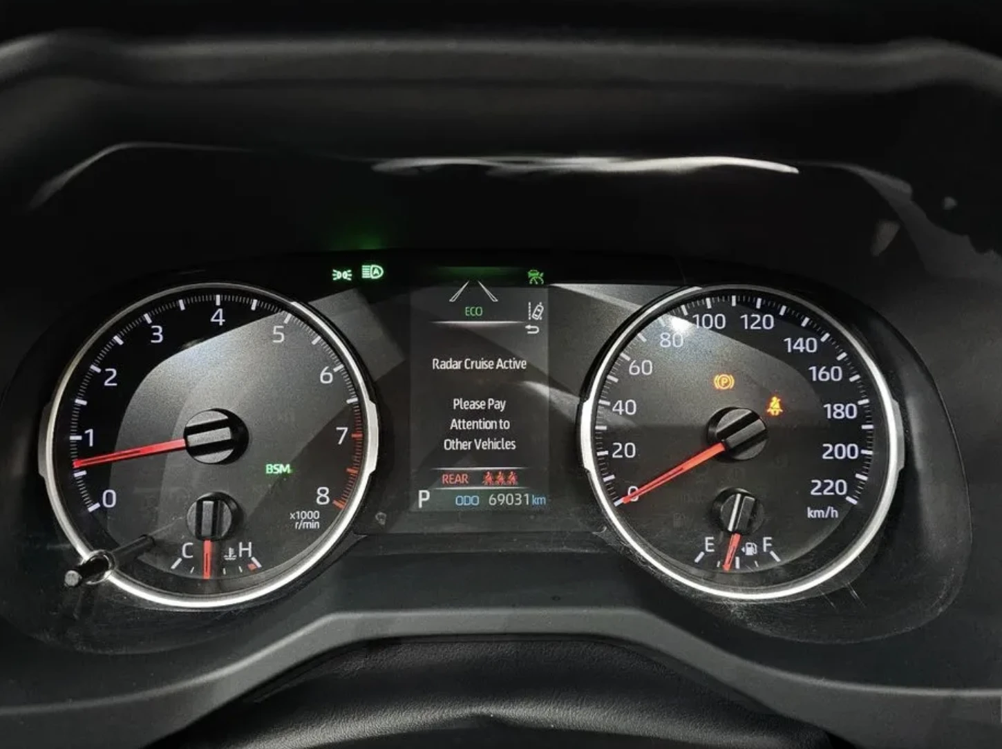 Toyota Rav4 2.5 2WD* ЕДИН СОБСТВЕНИК* ДВА КЛЮЧА, снимка 8 - Автомобили и джипове - 54020654