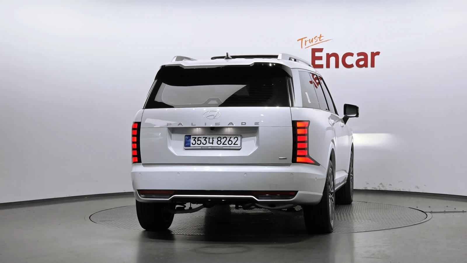Hyundai Palisade 2.5T Calligraphy* BLIND SPOT* МАСАЖ* КРАЙНА ЦЕНА, снимка 4 - Автомобили и джипове - 55399069