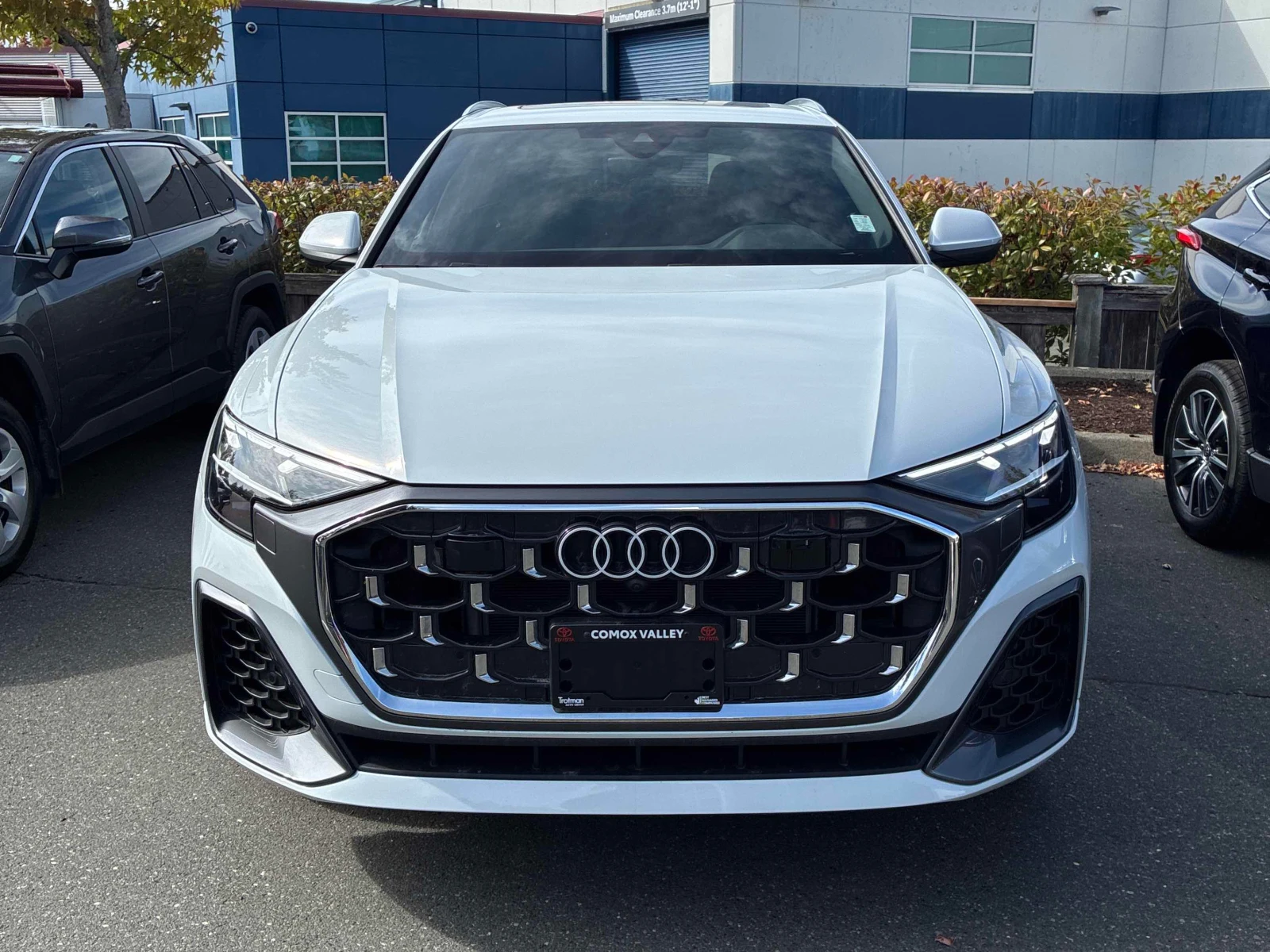 Audi Q8 PROGRESSIV* ОБДУХ* 360* S-LINE, снимка 5 - Автомобили и джипове - 55927237