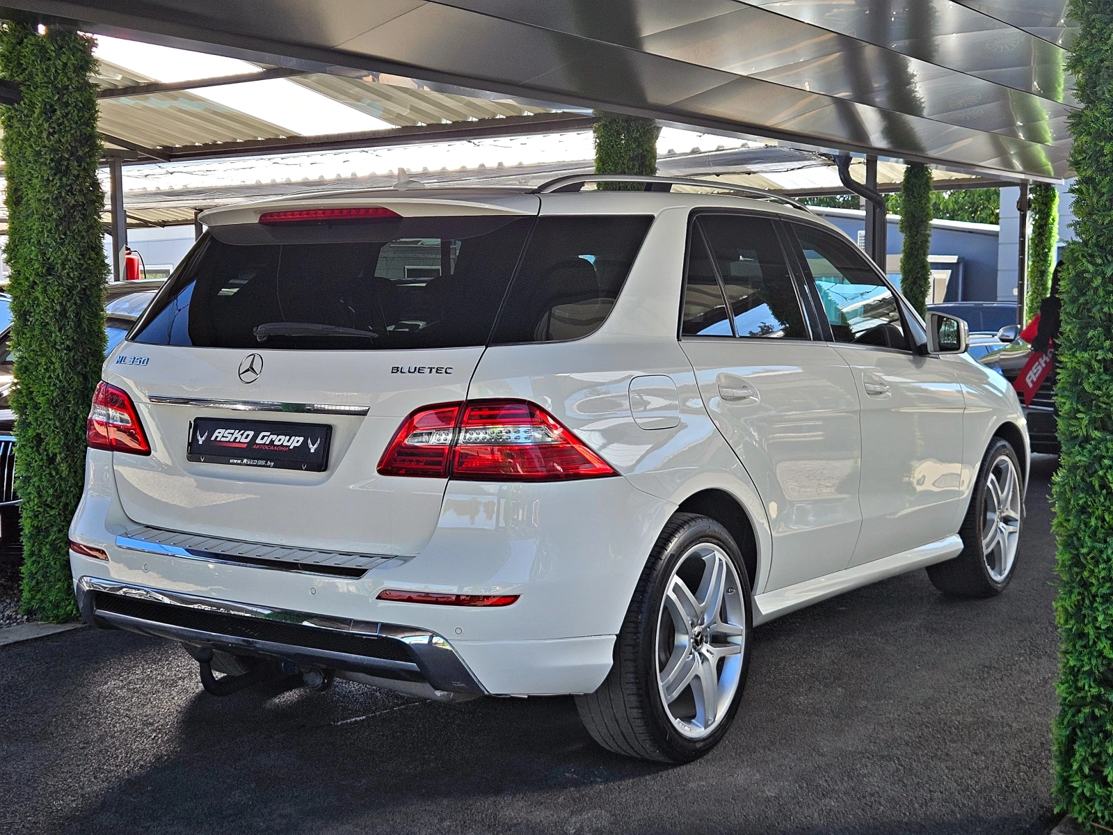 Mercedes-Benz ML 350 AMG/360CAMERA/PANO/AIRMAT/ПОДГРЕВ/ОБДУХ/ПАМЕТ/LIZI, снимка 5 - Автомобили и джипове - 56071222