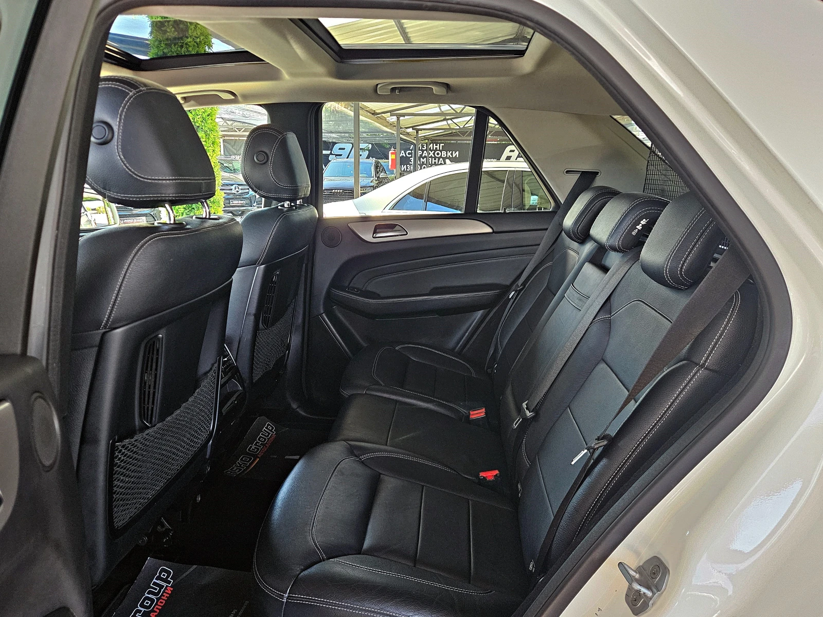 Mercedes-Benz ML 350 AMG/360CAMERA/PANO/AIRMAT/ПОДГРЕВ/ОБДУХ/ПАМЕТ/LIZI, снимка 16 - Автомобили и джипове - 56071222
