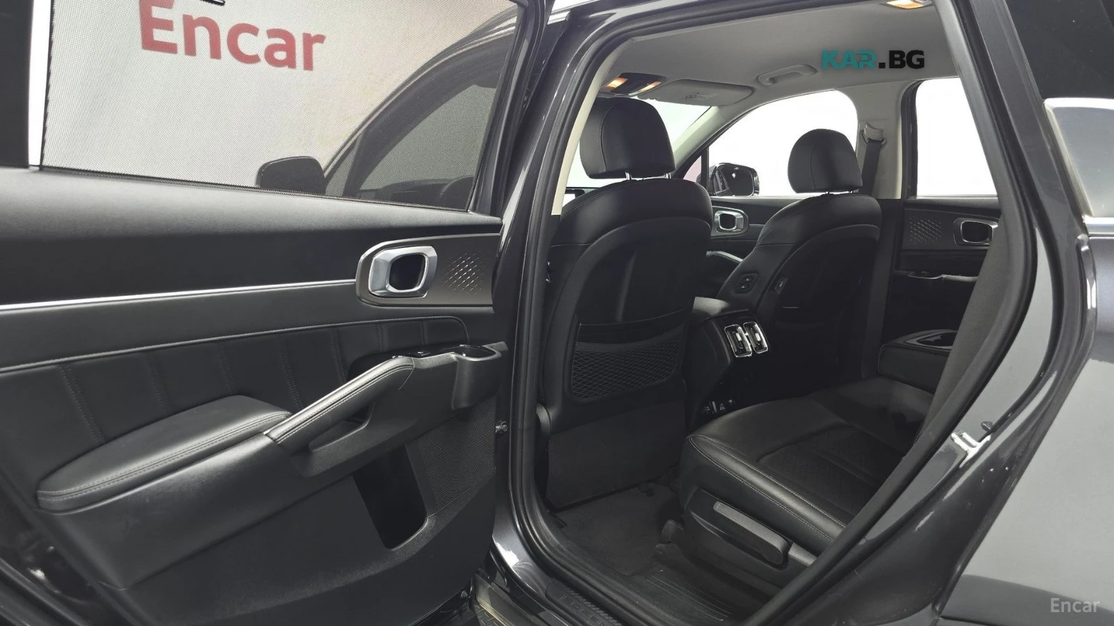 Kia Sorento NOBLESSE* 2.2D* ПОДГРЕВ* ОБДУХ* 360* КАМЕРА* , снимка 11 - Автомобили и джипове - 56119416