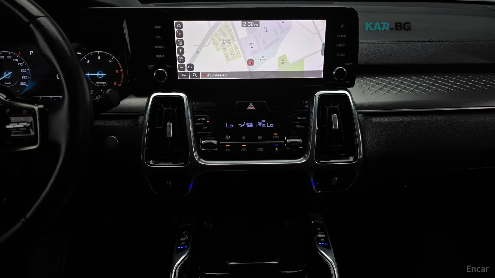 Kia Sorento NOBLESSE* 2.2D* ПОДГРЕВ* ОБДУХ* 360* КАМЕРА* , снимка 13 - Автомобили и джипове - 56119416