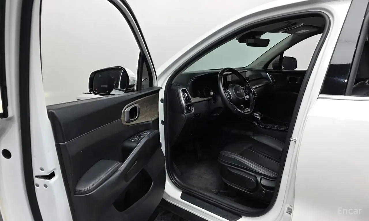 Kia Sorento 2.5T* ДИСТРОНИК* LANE* ASSIST* КАМЕРА* , снимка 5 - Автомобили и джипове - 56183291