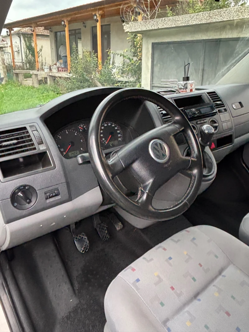 VW T5 Caravelle 2.5, снимка 16 - Бусове и автобуси - 52564761
