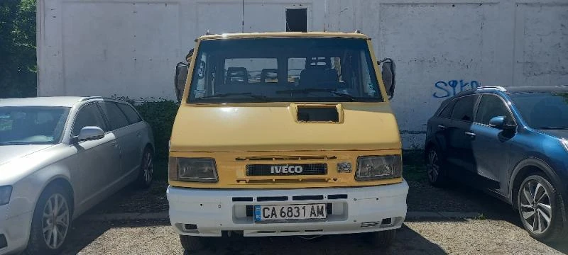 Iveco Daily Вилица, снимка 3 - Бусове и автобуси - 48983389