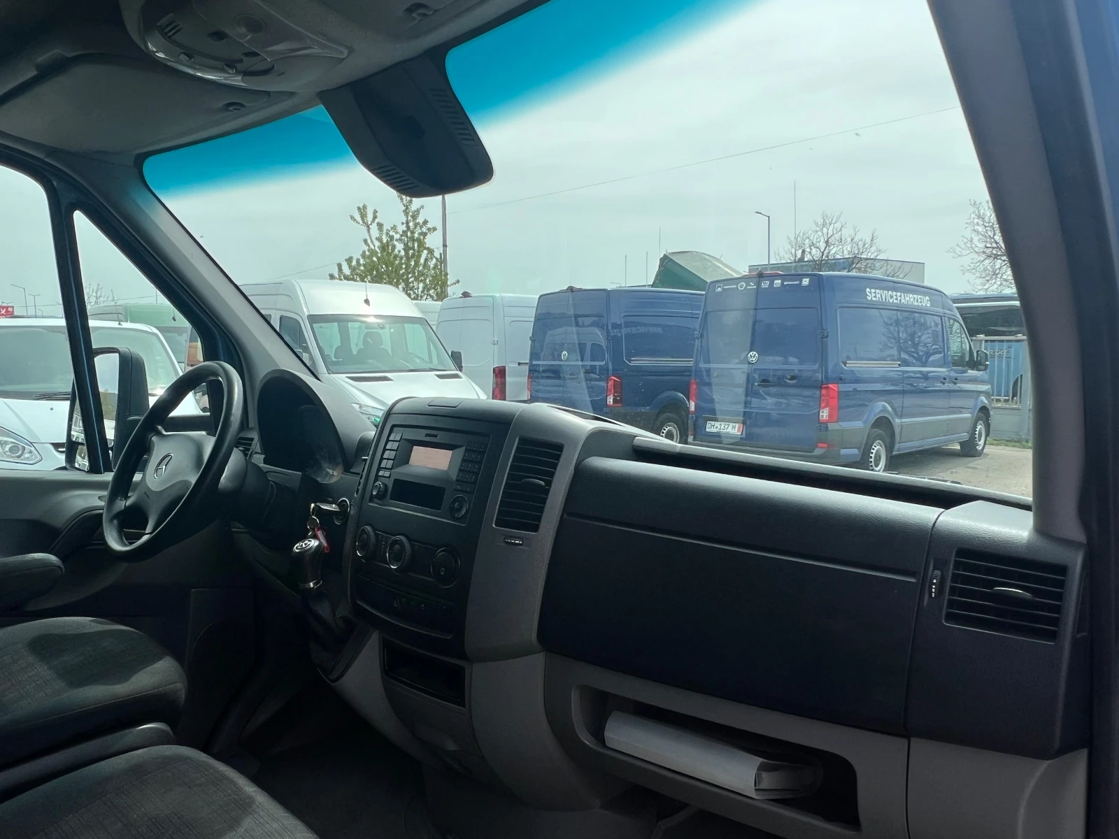 Mercedes-Benz Sprinter 516 4, 50мEURO6 , Дв гума , 3500 кг , Падащ борд , Кли - изображение 9