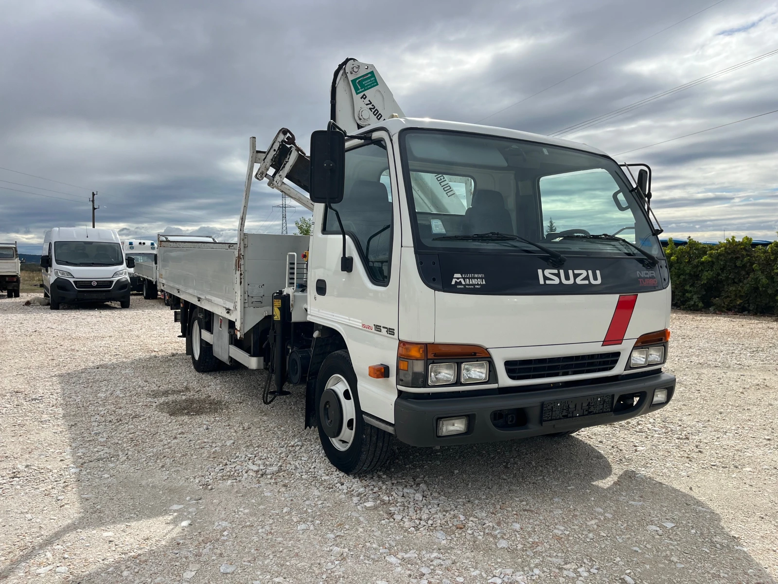 Isuzu Campo NQR БОРДОВИ С КРАН  - изображение 3