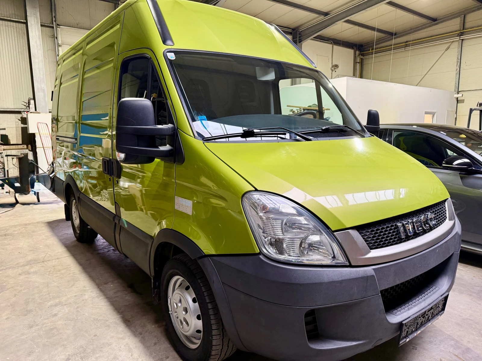 Iveco Daily 35S14 3.0 D, снимка 6 - Бусове и автобуси - 54173592