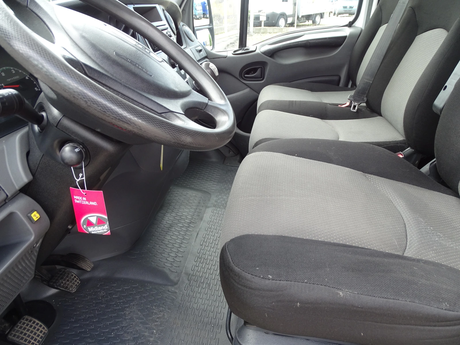 Iveco 35c17 ЩОРА С БОРД * * КЛИМАТИК* * , снимка 15 - Бусове и автобуси - 54571362