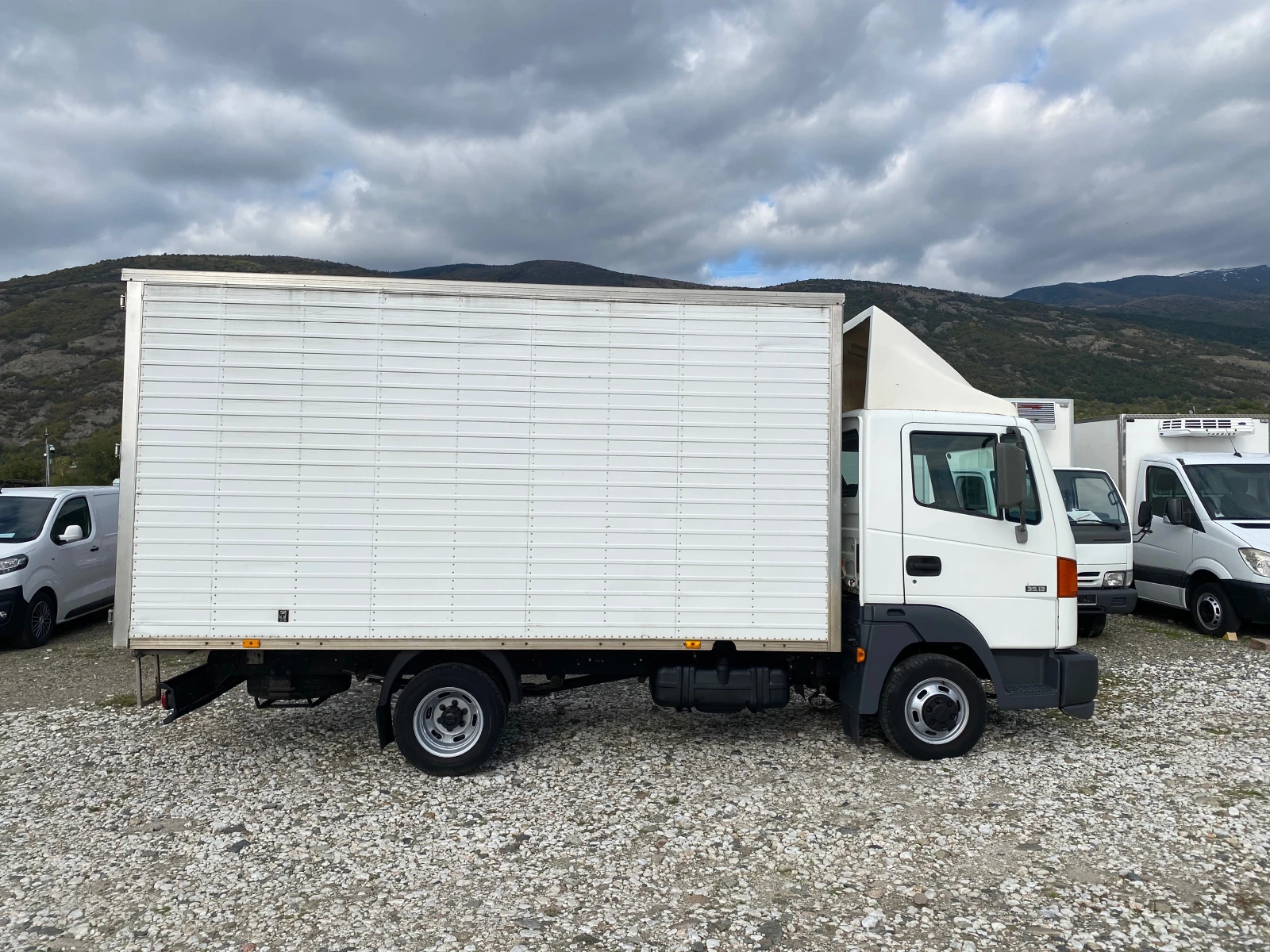 Nissan Atleon -3, 0TDI-125k.c/-до 3, 5т./ВНОС ОТ ИТАЛИЯ/КЛИМАТИК - изображение 4