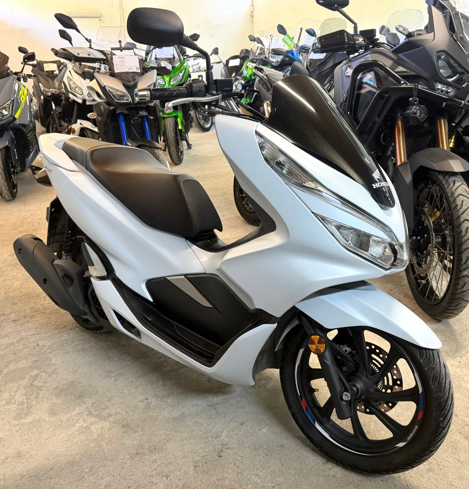 Honda Pcx 125i ABS Start Stop!, снимка 9 - Мотоциклети и мототехника - 56347279