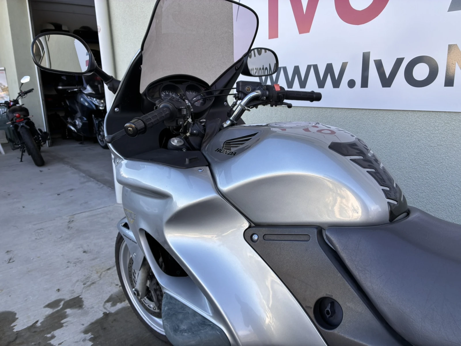 Honda Deauville NT650V-ЛИЗИНГ!, снимка 9 - Мотоциклети и мототехника - 56565335