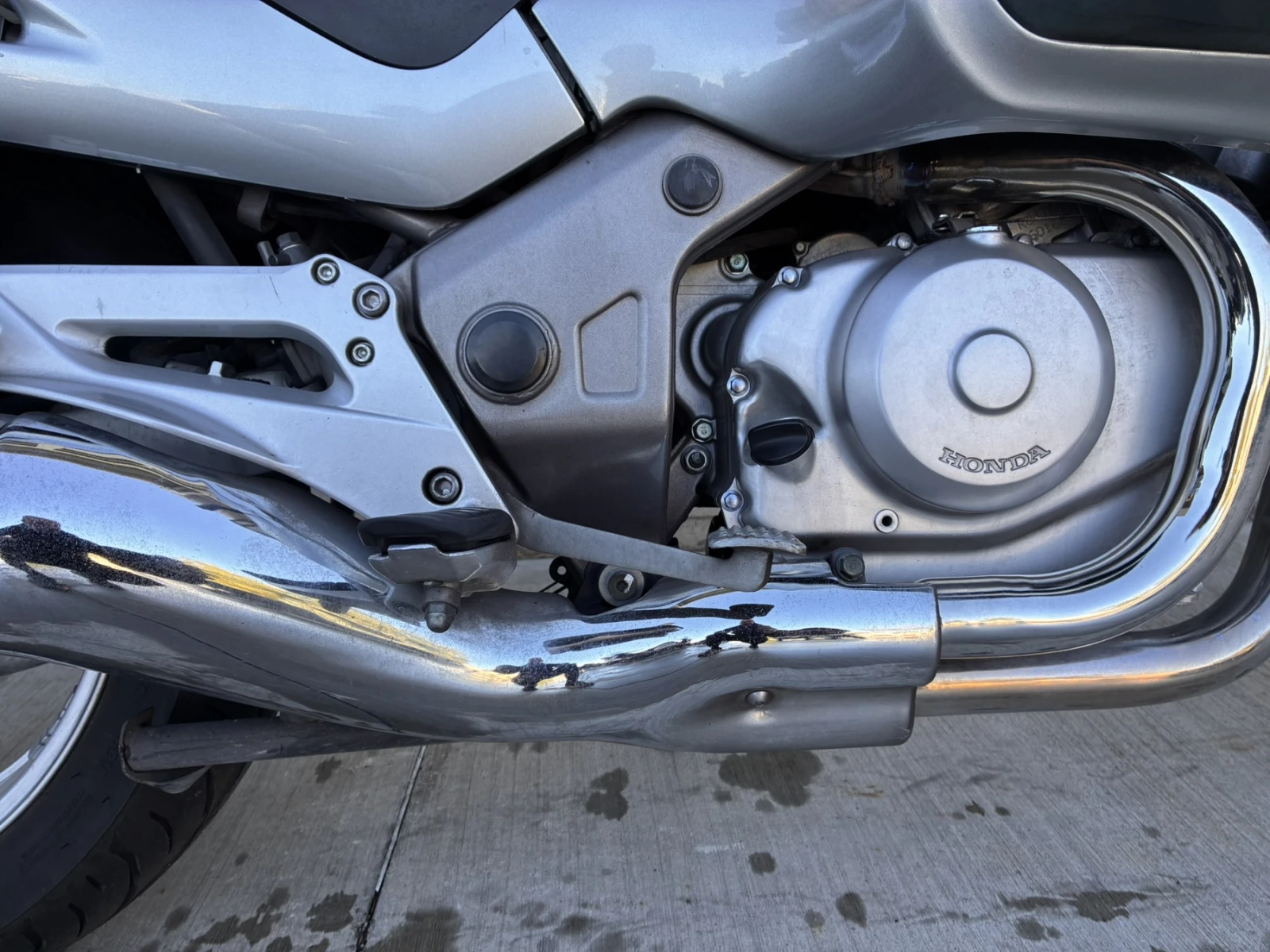 Honda Deauville NT650V-ЛИЗИНГ!, снимка 7 - Мотоциклети и мототехника - 56565335