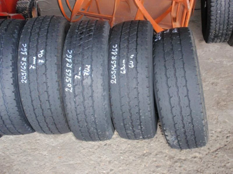 Гуми Летни 205/65R16, снимка 13 - Гуми и джанти - 9083460