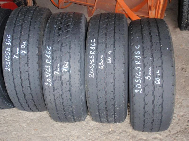 Гуми Летни 205/65R16, снимка 3 - Гуми и джанти - 9083460