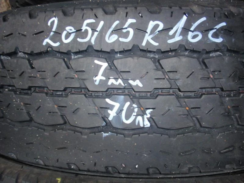 Гуми Летни 205/65R16, снимка 6 - Гуми и джанти - 9083460