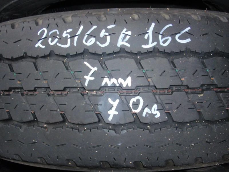 Гуми Летни 205/65R16, снимка 7 - Гуми и джанти - 9083460