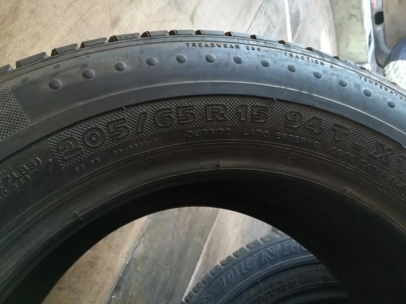 Гуми Летни 205/65R15, снимка 5 - Гуми и джанти - 18804917