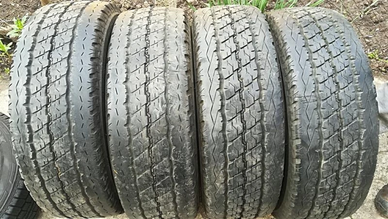 Гуми Летни 215/70R15, снимка 1 - Гуми и джанти - 25327552