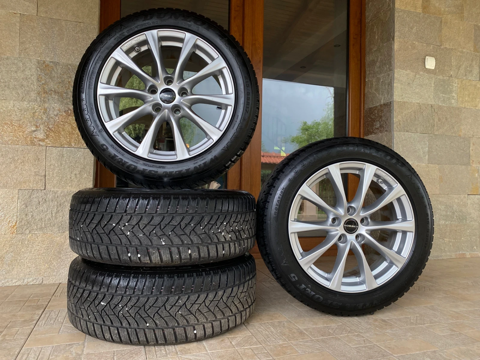 Гуми с джанти Dunlop 215/55R17