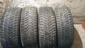 Гуми Зимни 225/65R17, снимка 1 - Гуми и джанти - 47506608