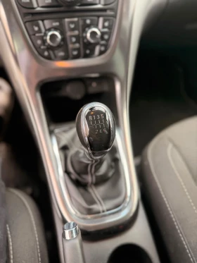 Opel Astra, снимка 15