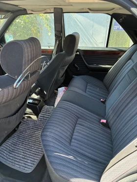 Mercedes-Benz 124 2.0 122к., снимка 10