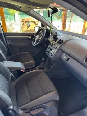 Обява за продажба на VW Touran 1.6 ~14 300 лв. - изображение 7