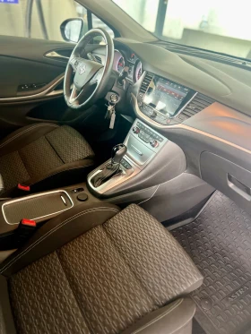 Opel Astra 1.4T Автоматик, снимка 7