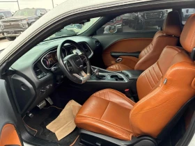Dodge Challenger * SRT 392 * 6.4 V8 * CARFAX *  - 23700 € / 46353.17 лв. - 60764024 6