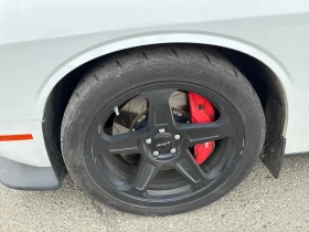 Dodge Challenger * SRT 392 * 6.4 V8 * CARFAX *  - 23700 € / 46353.17 лв. - 60764024 13