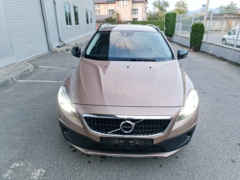 Volvo V40 Cross Country T4 AWD, снимка 9 - Автомобили и джипове - 44509610