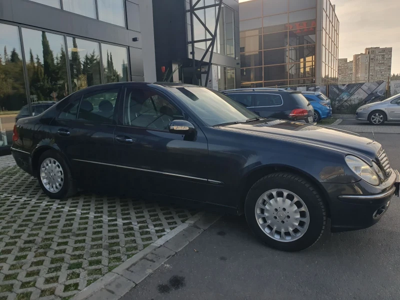 Mercedes-Benz E 220 150 hp, снимка 3 - Автомобили и джипове - 47511124