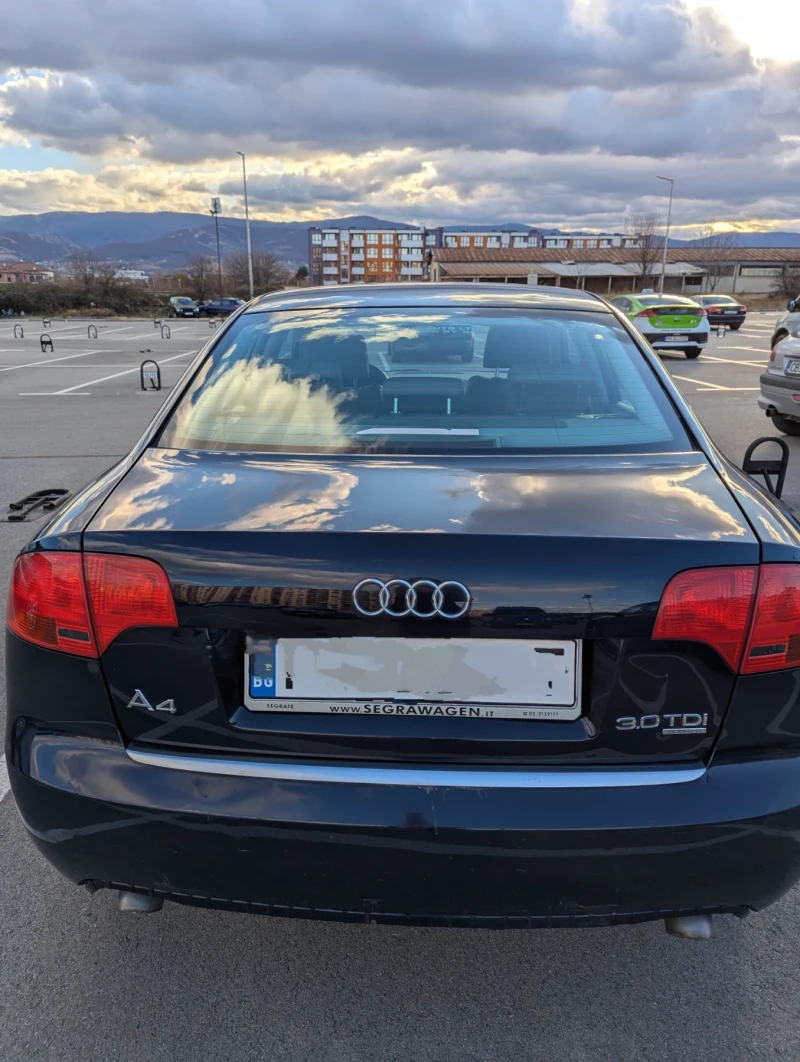 Audi A4 3.0 TDI, снимка 5 - Автомобили и джипове - 48145084