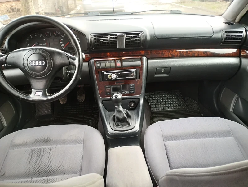 Audi A4, снимка 15 - Автомобили и джипове - 49346180