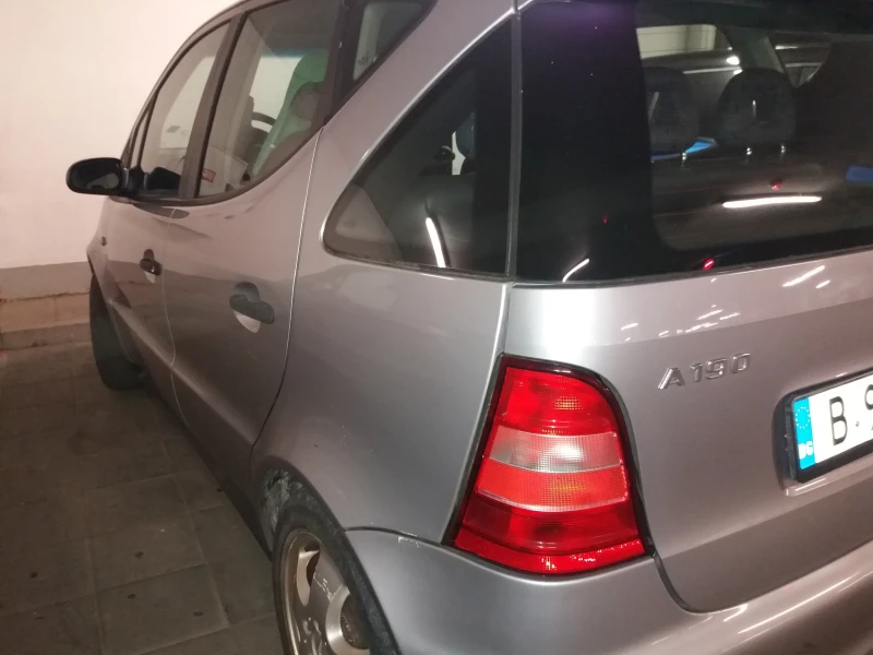 Mercedes-Benz A 190 Авангард, снимка 2 - Автомобили и джипове - 52311400